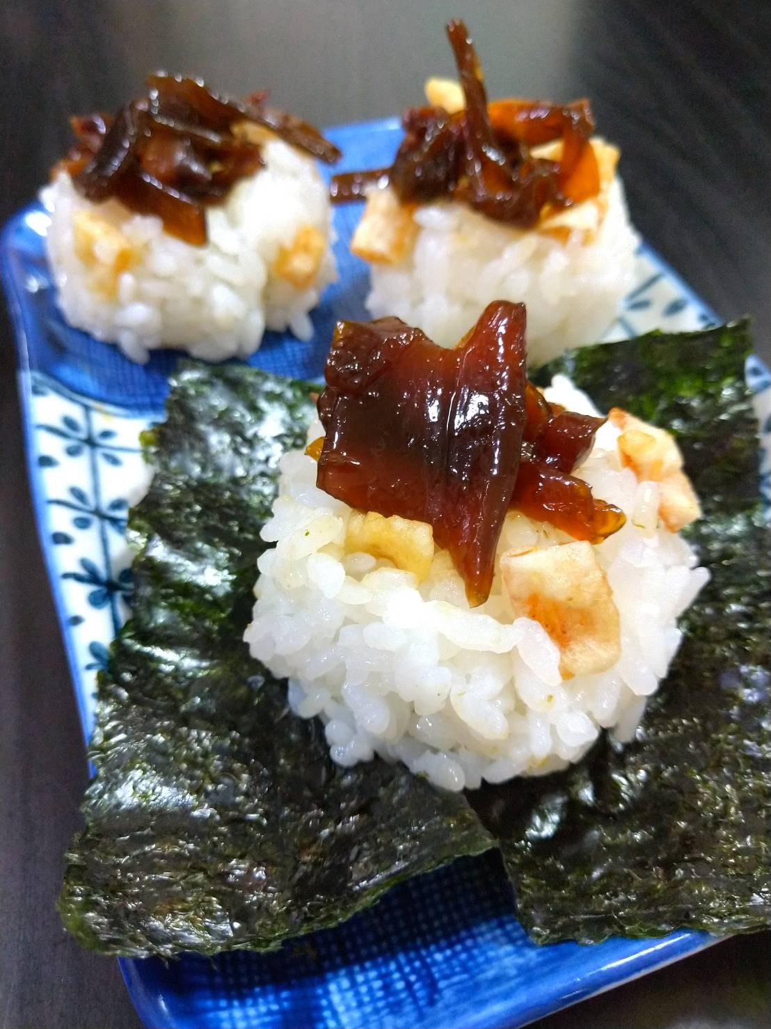 わかめ煮のおにぎり