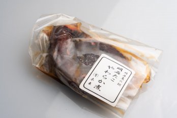 冷凍状態の明石ダコ柔らか煮1袋