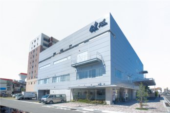 鍵庄本社外観画像